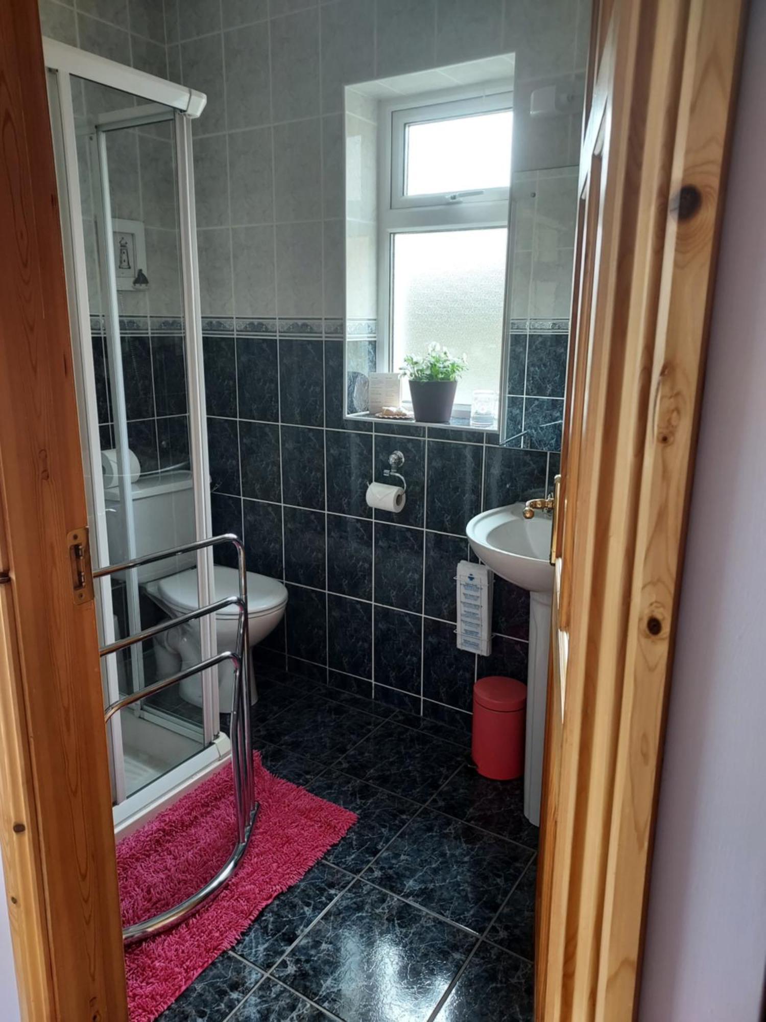 אוטרארד Tullaleagan Guesthouse מראה חיצוני תמונה