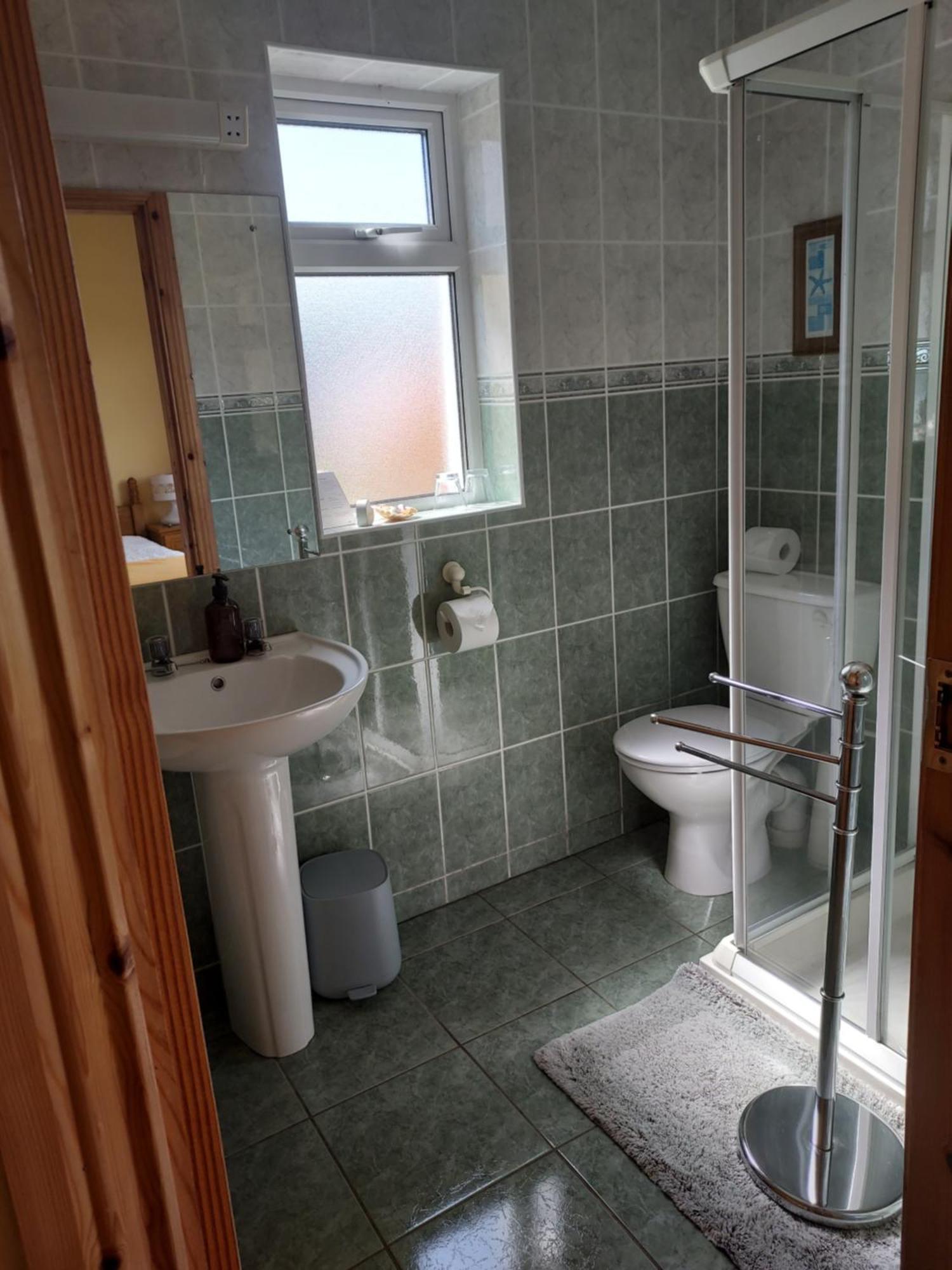 אוטרארד Tullaleagan Guesthouse מראה חיצוני תמונה